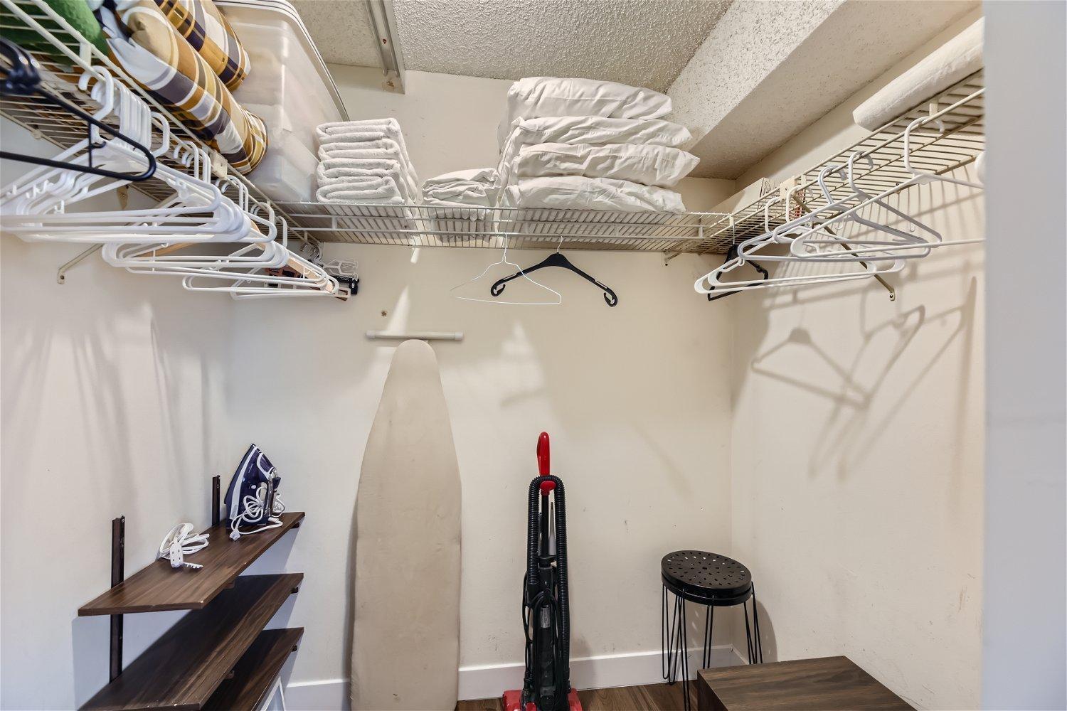 Outstanding Location - 1br Haven Near The Strip Holiday home